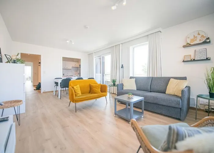 Between Waves Ostend