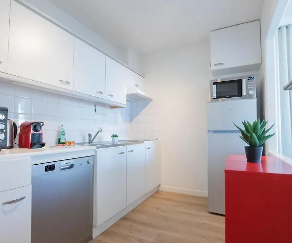 Between Waves Apartment