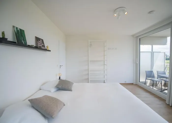 Between Waves Ostend