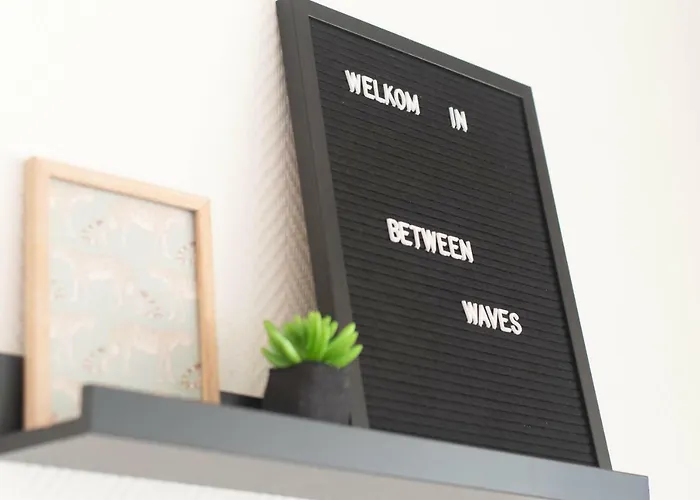 Between Waves Apartment *